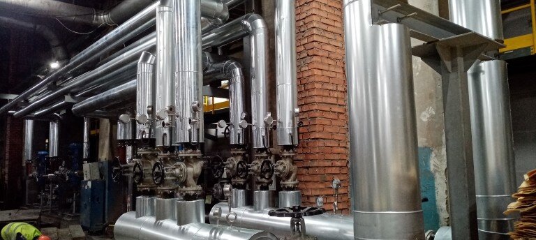 Теплоизоляция коллектора и  трубопроводов термомасла.